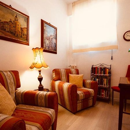 Palmira House - Delizioso Bilocale For Two Apartamento Terni Exterior foto