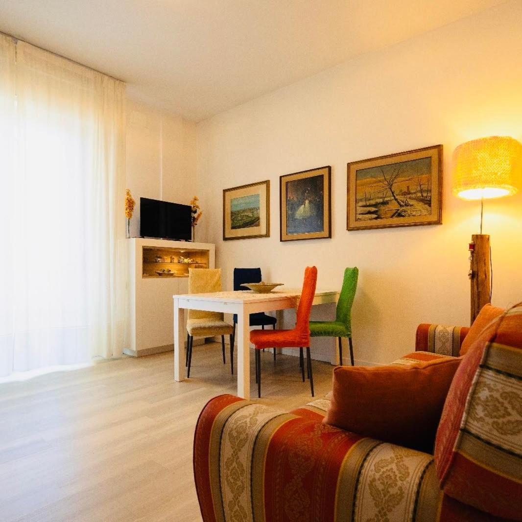 Palmira House - Delizioso Bilocale For Two Apartamento Terni Exterior foto