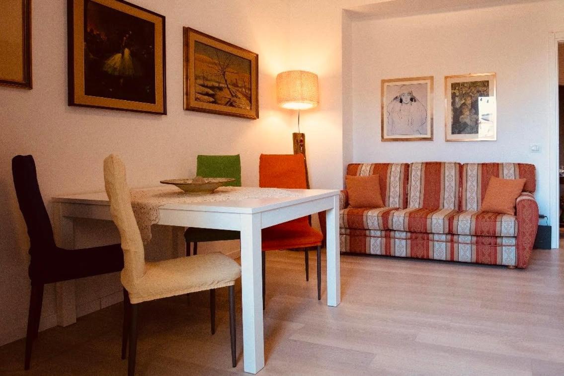 Palmira House - Delizioso Bilocale For Two Apartamento Terni Exterior foto
